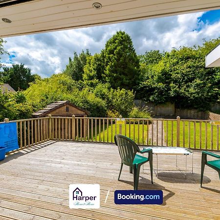Spacious Detached Bungalow By Harperletting Short Lets & Serviced Accommodation Buckely With Pool Table & Driveway Buckley ภายนอก รูปภาพ