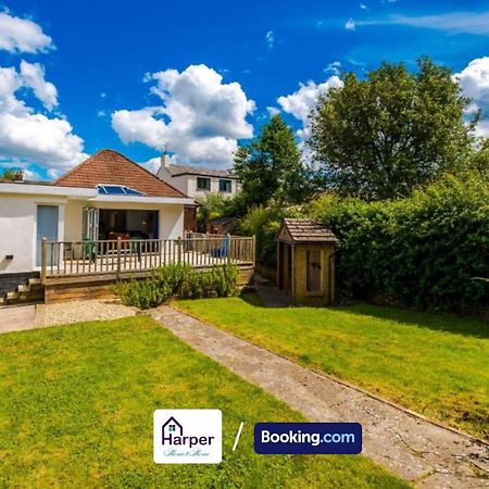 Spacious Detached Bungalow By Harperletting Short Lets & Serviced Accommodation Buckely With Pool Table & Driveway Buckley ภายนอก รูปภาพ