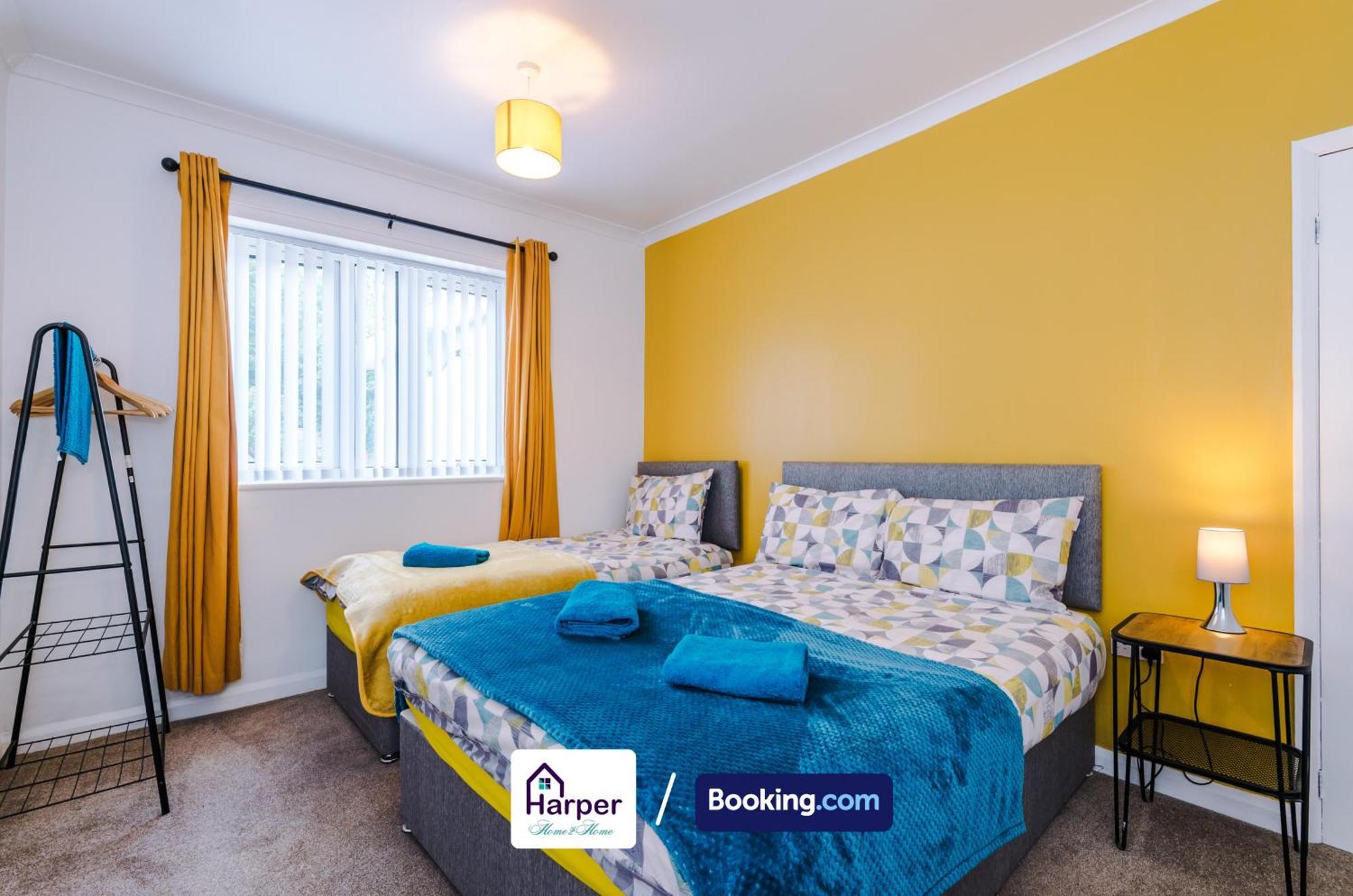 Spacious Detached Bungalow By Harperletting Short Lets & Serviced Accommodation Buckely With Pool Table & Driveway Buckley ภายนอก รูปภาพ