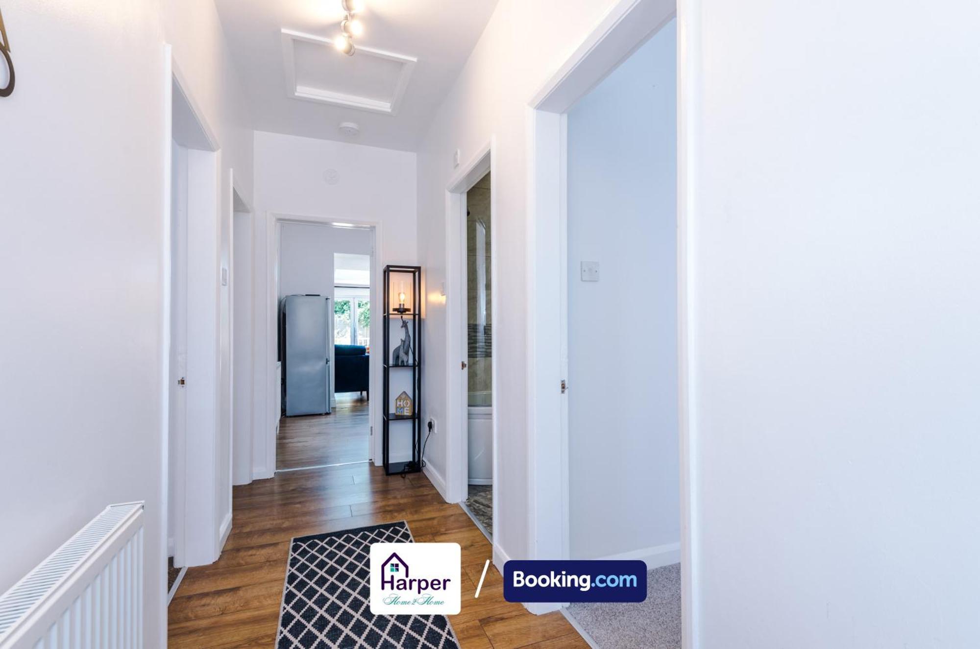 Spacious Detached Bungalow By Harperletting Short Lets & Serviced Accommodation Buckely With Pool Table & Driveway Buckley ภายนอก รูปภาพ